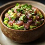 Tartar de Atún con Aguacate y Sésamo Tostado