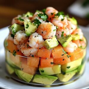 Tartar de Aguacate, Melón y Gambas con Lima y Cilantro Fresco